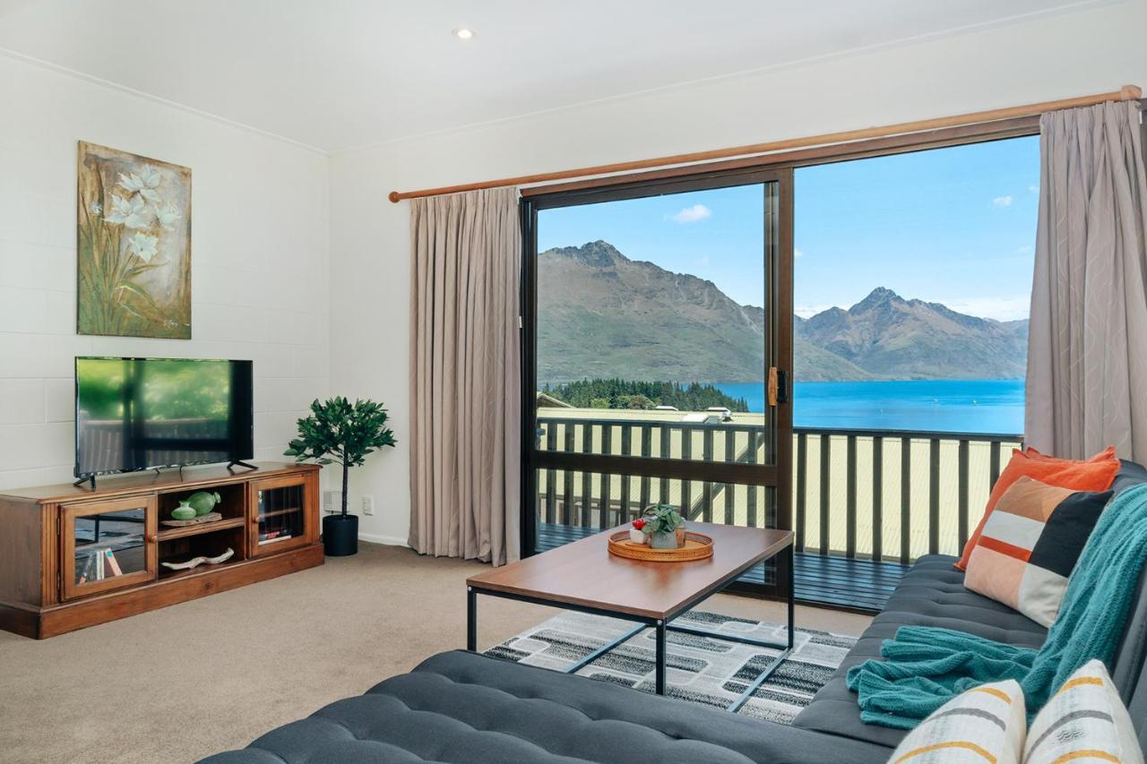 Town Centre Location With Stunning View - Unit 1 Apartment Queenstown Ngoại thất bức ảnh