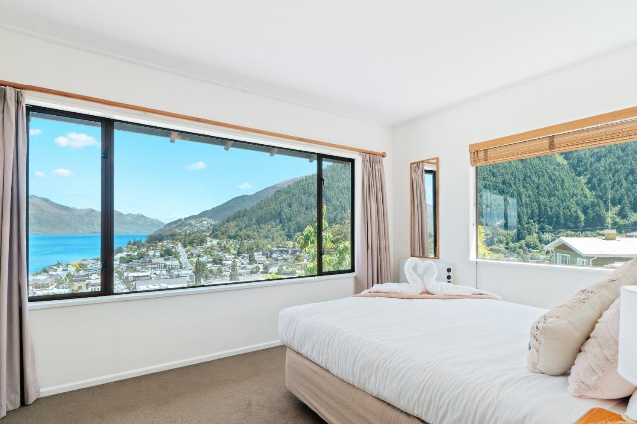 Town Centre Location With Stunning View - Unit 1 Apartment Queenstown Ngoại thất bức ảnh