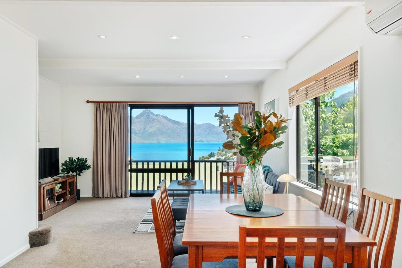 Town Centre Location With Stunning View - Unit 1 Apartment Queenstown Ngoại thất bức ảnh
